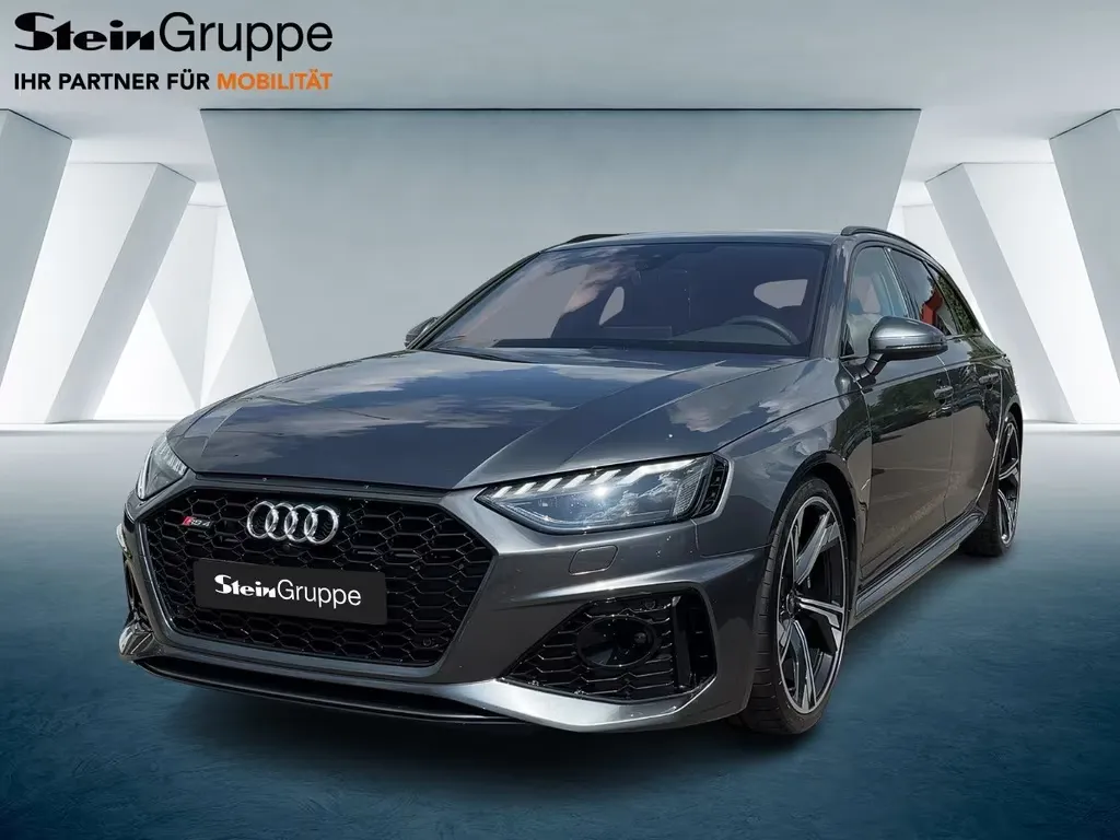Audi RS4