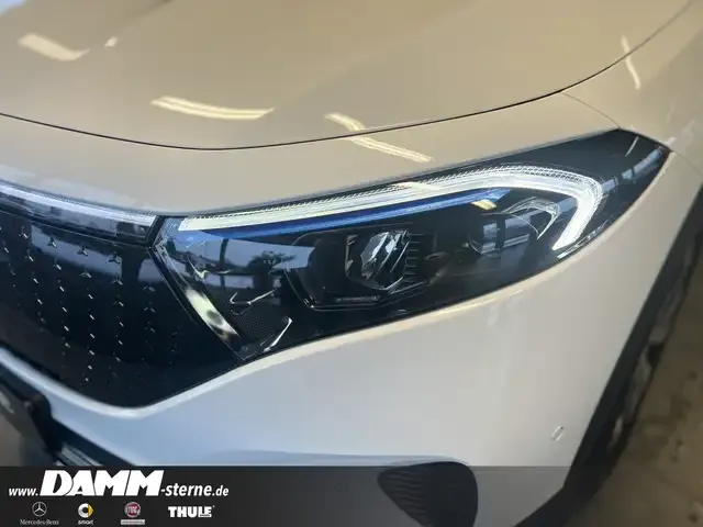 Mercedes-Benz EQB 300