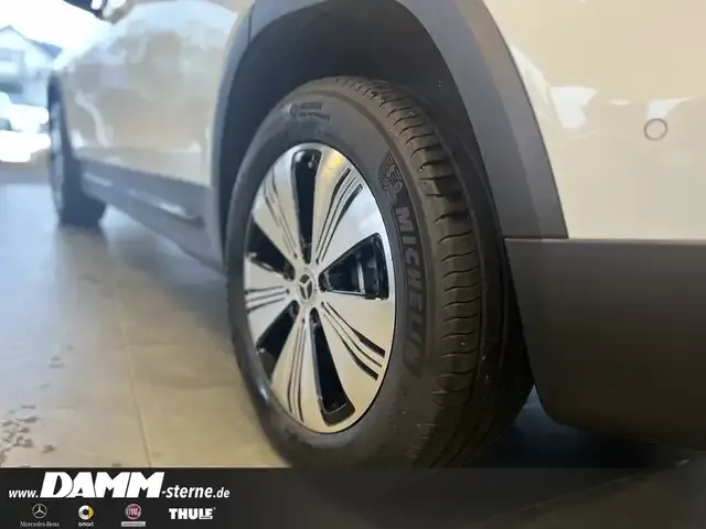 Mercedes-Benz EQB 300