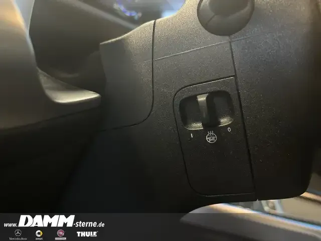 Mercedes-Benz EQB 300