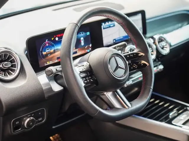 Mercedes-Benz GLB 200