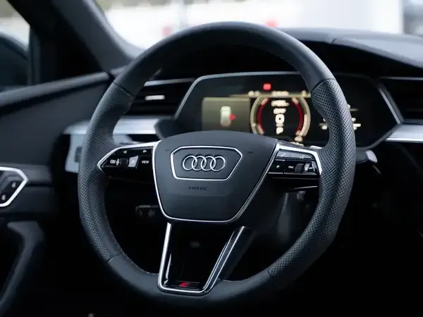 Audi SQ8 e-tron