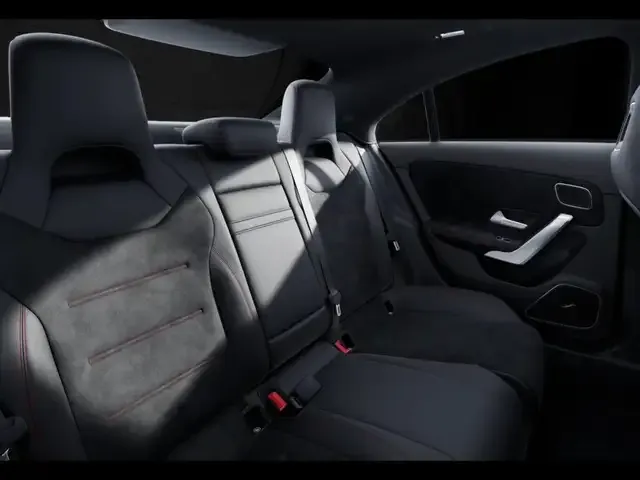 Mercedes-Benz CLA 220