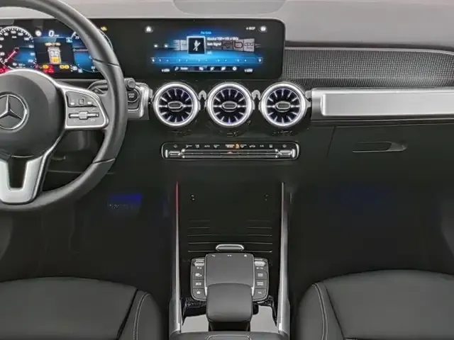 Mercedes-Benz EQB 300