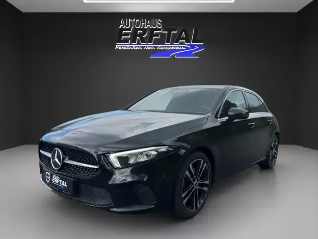 Mercedes-Benz A 220