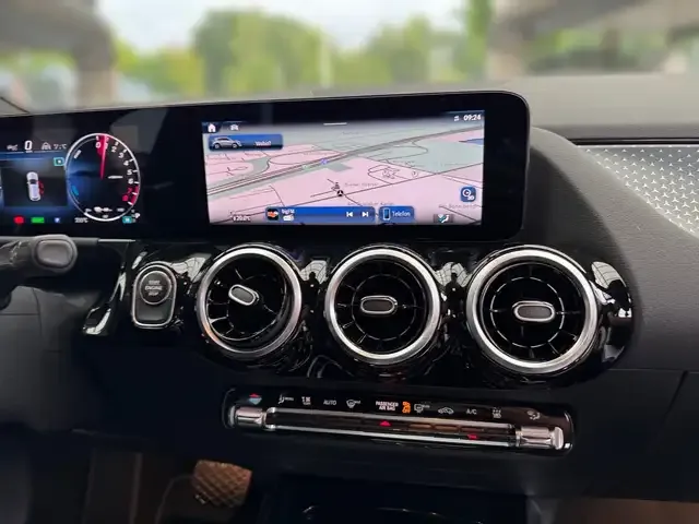 Mercedes-Benz GLA 250