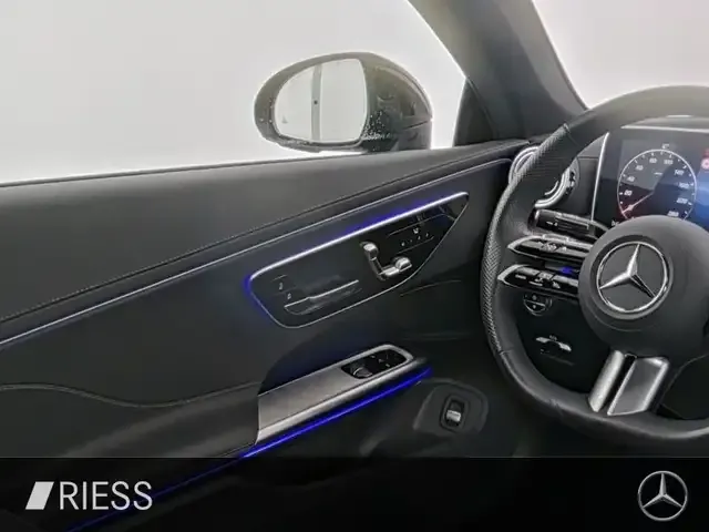 Mercedes-Benz CLE 200