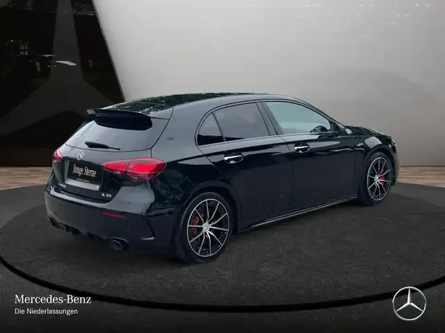 Mercedes-Benz A 35 AMG
