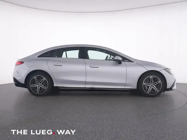 Mercedes-Benz EQE 300