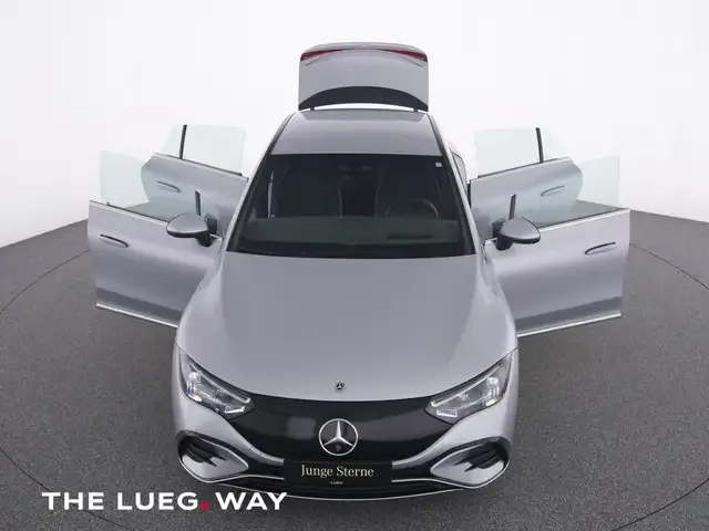 Mercedes-Benz EQE 300