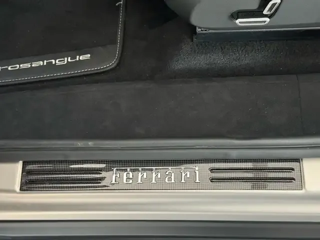Ferrari Purosangue