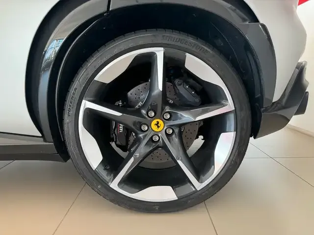 Ferrari Purosangue