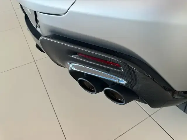 Ferrari Purosangue
