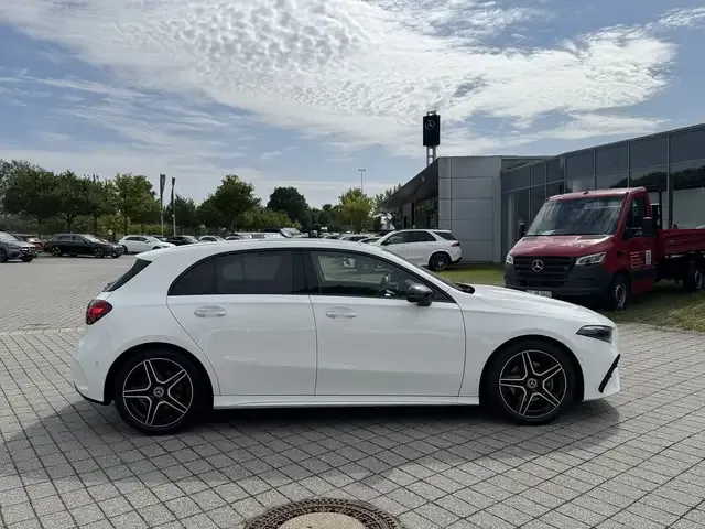 Mercedes-Benz A 200