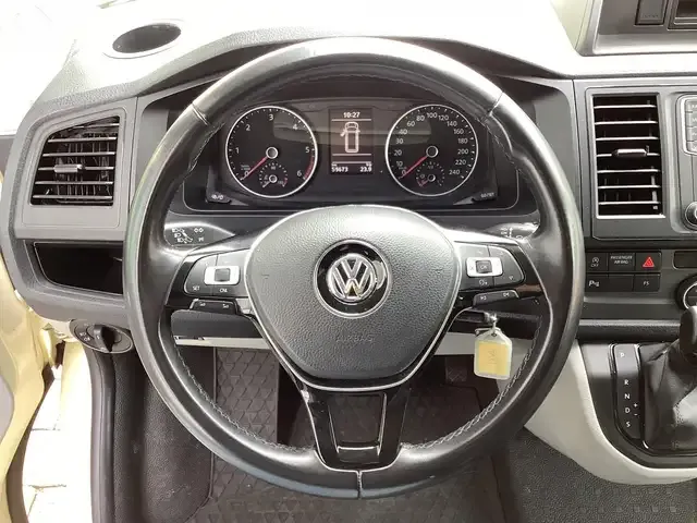 Volkswagen T6 Caravelle