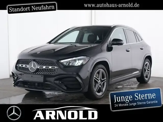 Mercedes-Benz GLA 220