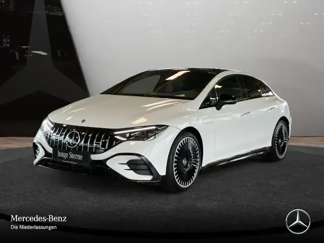 Mercedes-Benz EQE 43