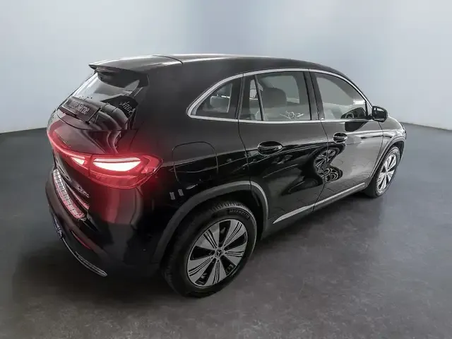 Mercedes-Benz EQA 300