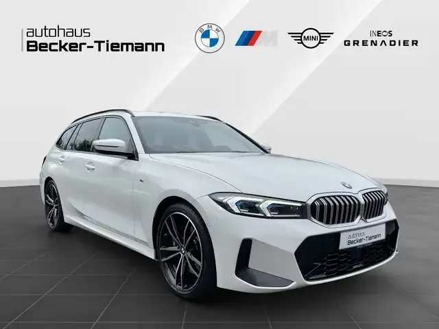 BMW 330