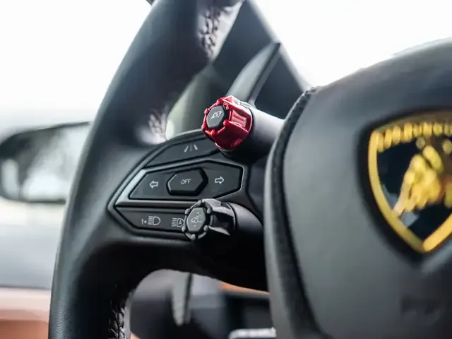 Lamborghini Revuelto