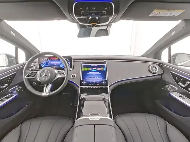 Mercedes-Benz EQE 300