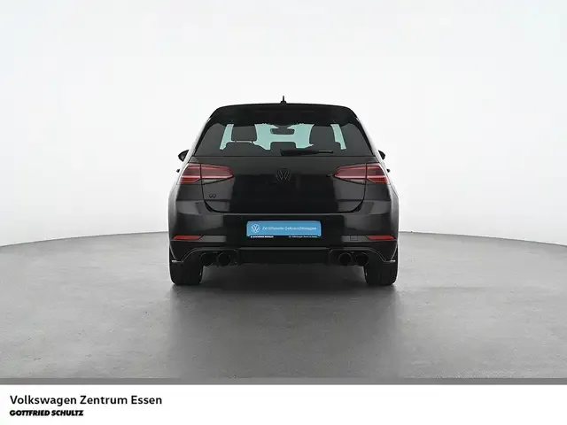 Volkswagen Golf R