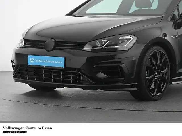 Volkswagen Golf R