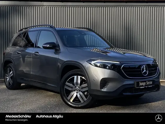 Mercedes-Benz EQB 300