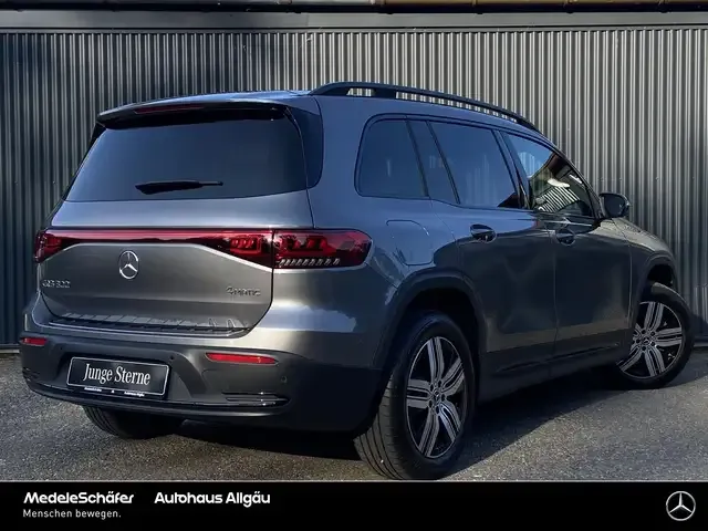 Mercedes-Benz EQB 300