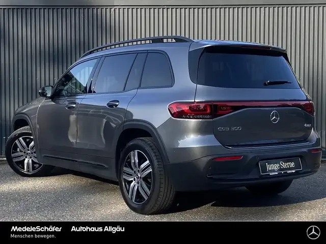 Mercedes-Benz EQB 300