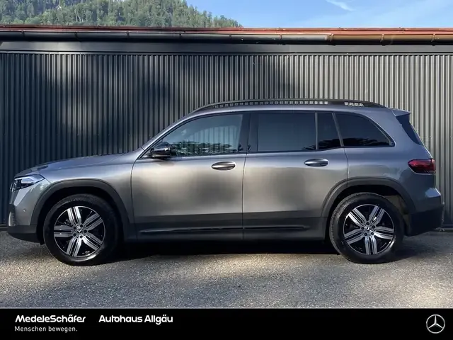 Mercedes-Benz EQB 300