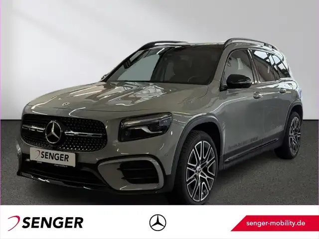 Mercedes-Benz GLB 200