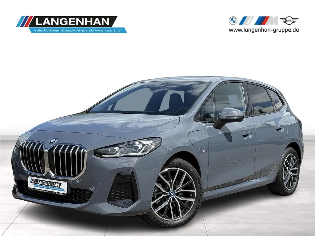 BMW 225