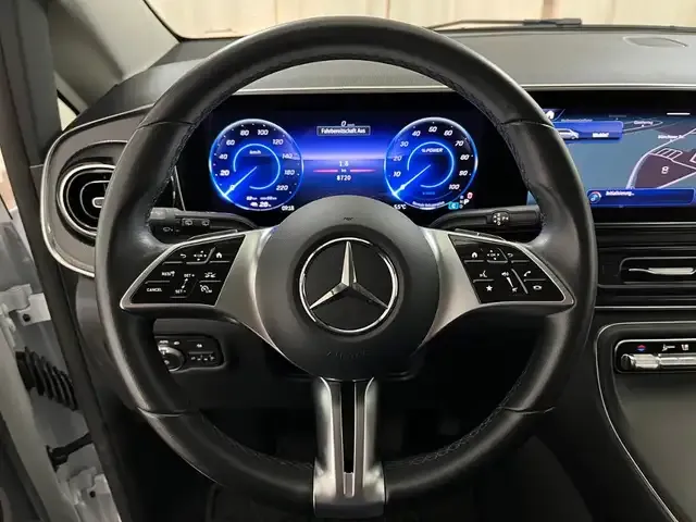 Mercedes-Benz EQV 250