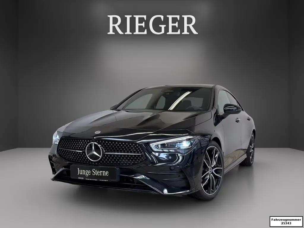 Mercedes-Benz CLA 200