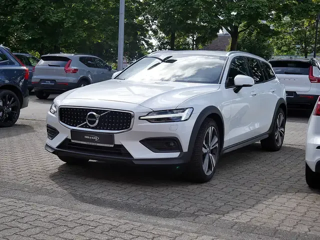 Volvo V60 Cross Country