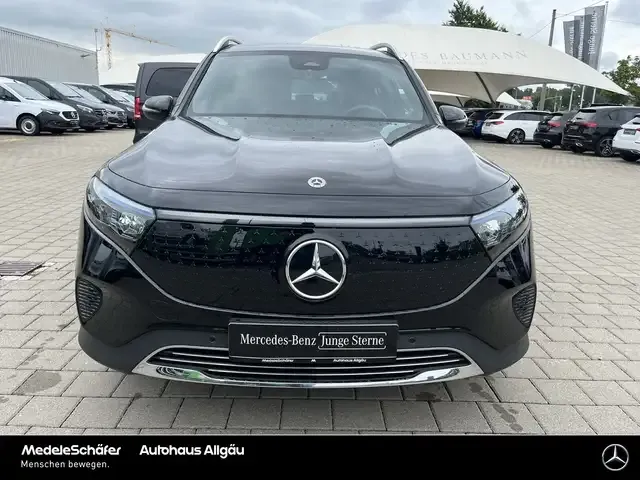Mercedes-Benz EQB 300