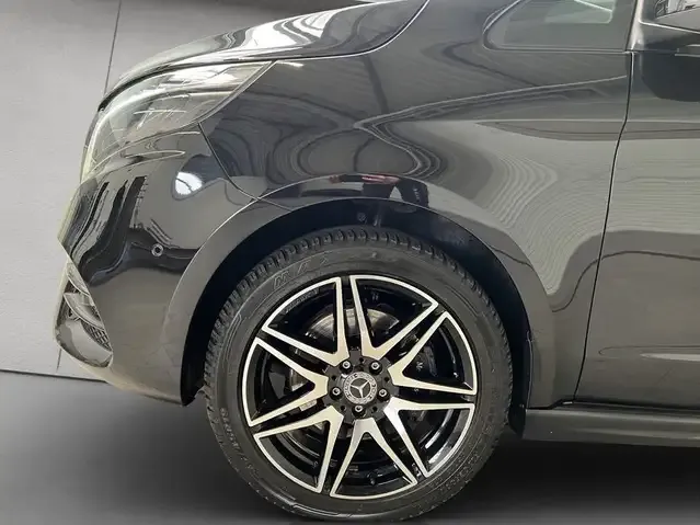 Mercedes-Benz V