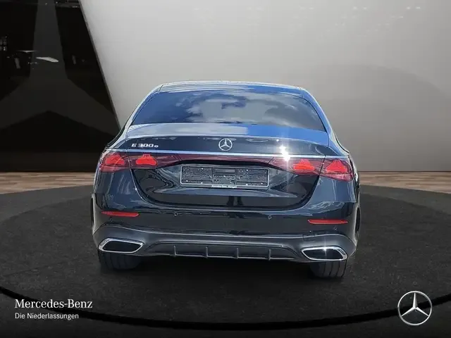 Mercedes-Benz E 300