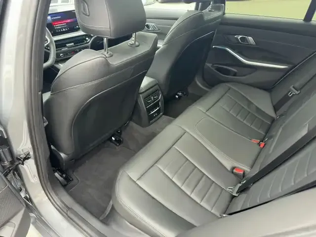 BMW 340