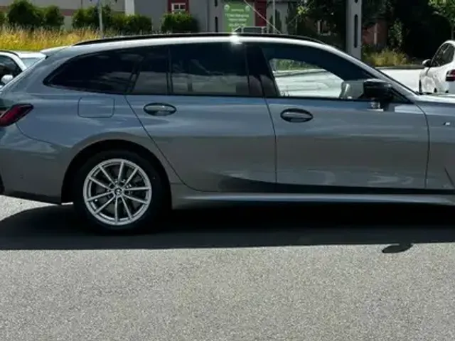 BMW 340