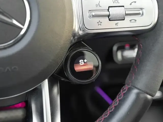 Mercedes-Benz A 35 AMG