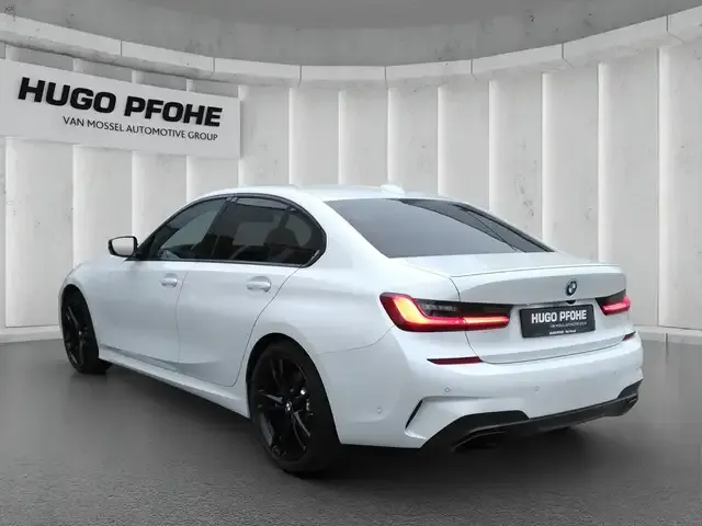 BMW 340