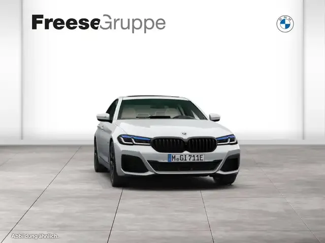 BMW 545