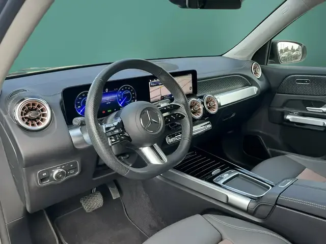 Mercedes-Benz EQB 250