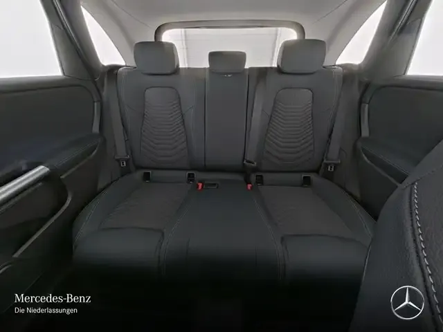 Mercedes-Benz B 250