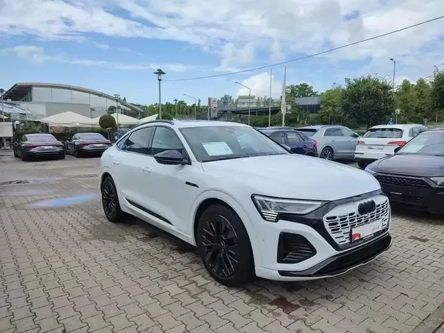 Audi Q8 e-tron