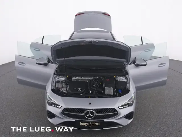 Mercedes-Benz CLA 180