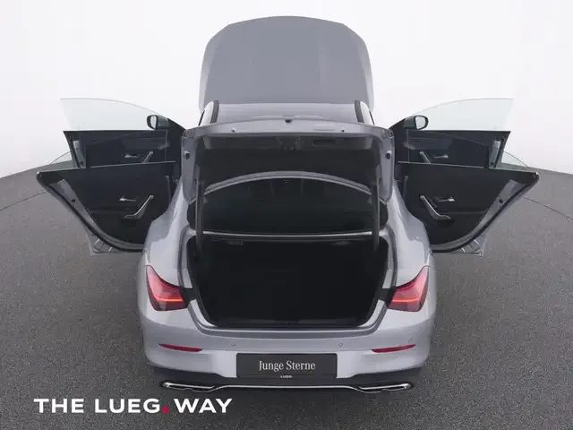 Mercedes-Benz CLA 180