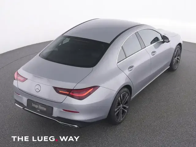 Mercedes-Benz CLA 180